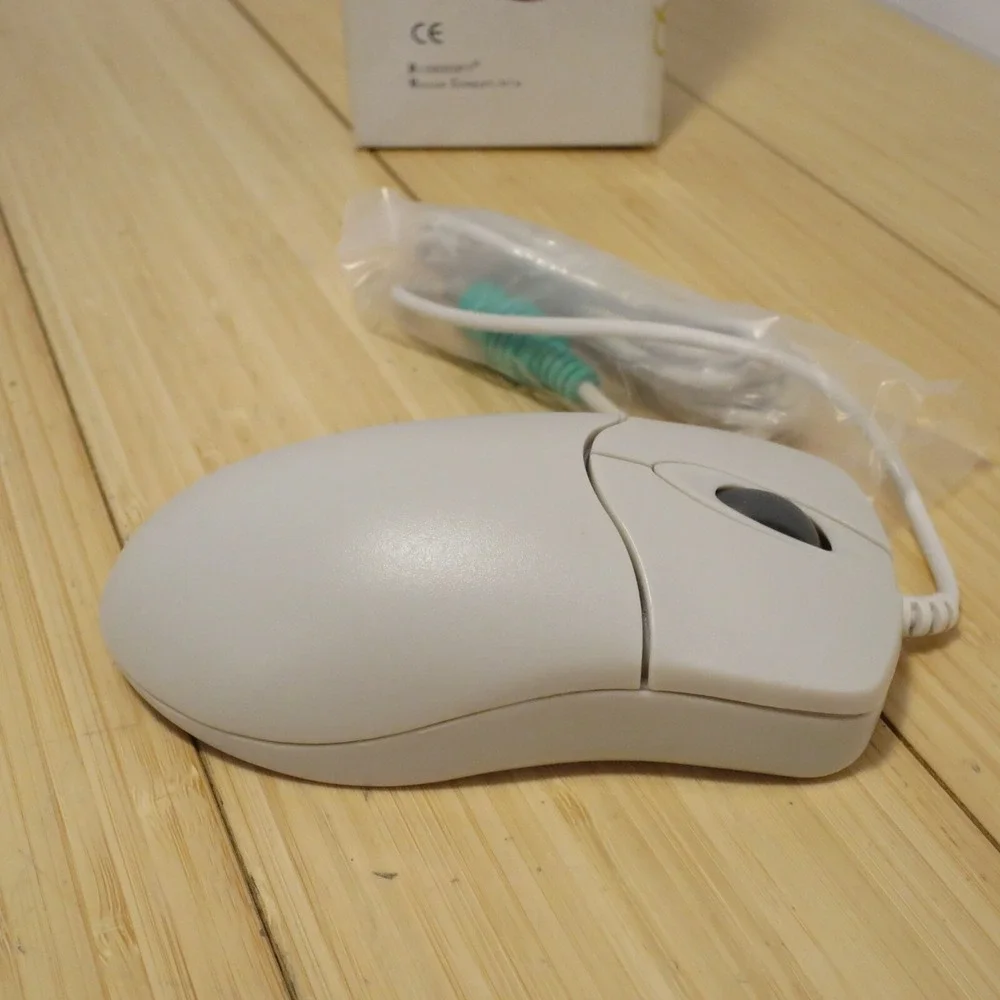 Designer Scrolling Mouse‎ Model H2002 PS2 600DPI (1 of 2)